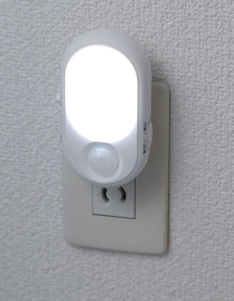 LEDセンサー付ライト