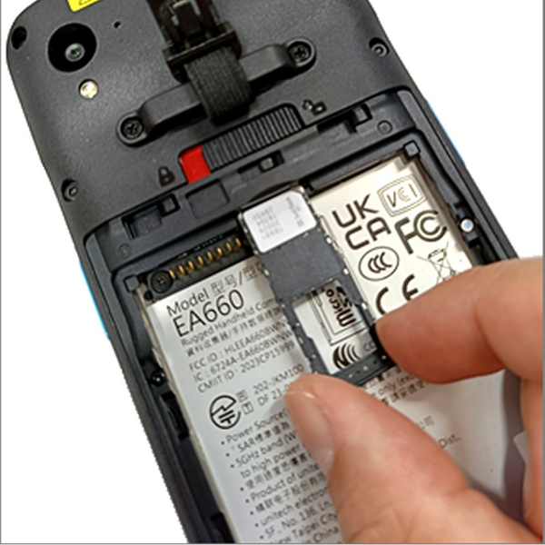 EA660 e-SIM/microSDトレイ (4G/5GモデルおよびWi-Fiモデル向け)